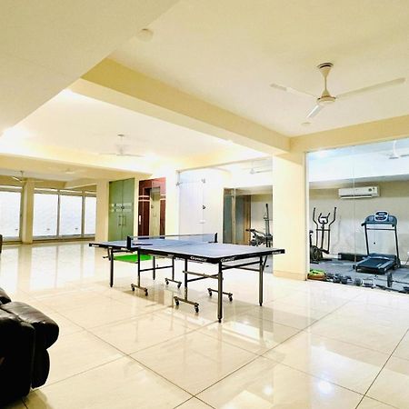 Bluo Studio1 Golf Course Road, Gym, Balcony Garden Gurgaon Eksteriør bilde